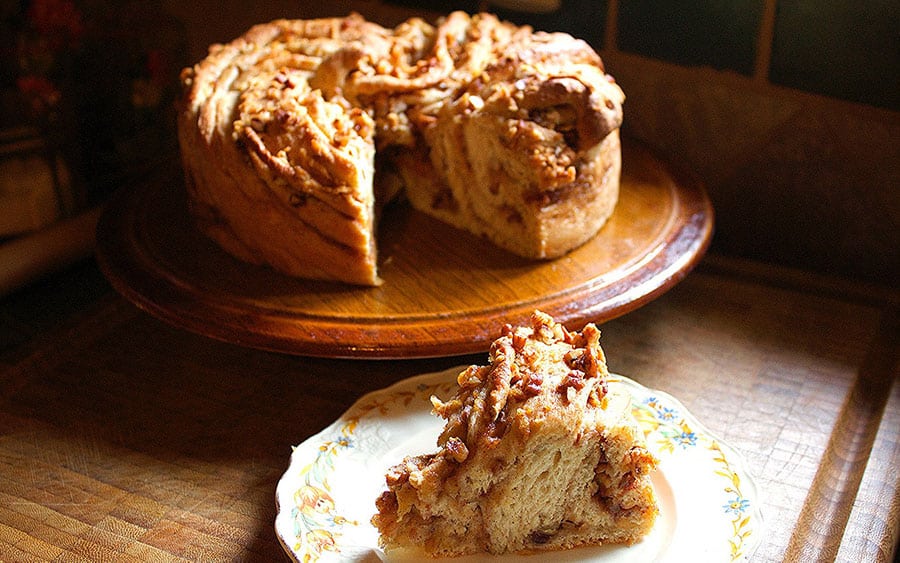 apple-pecan-cinnamon-bread