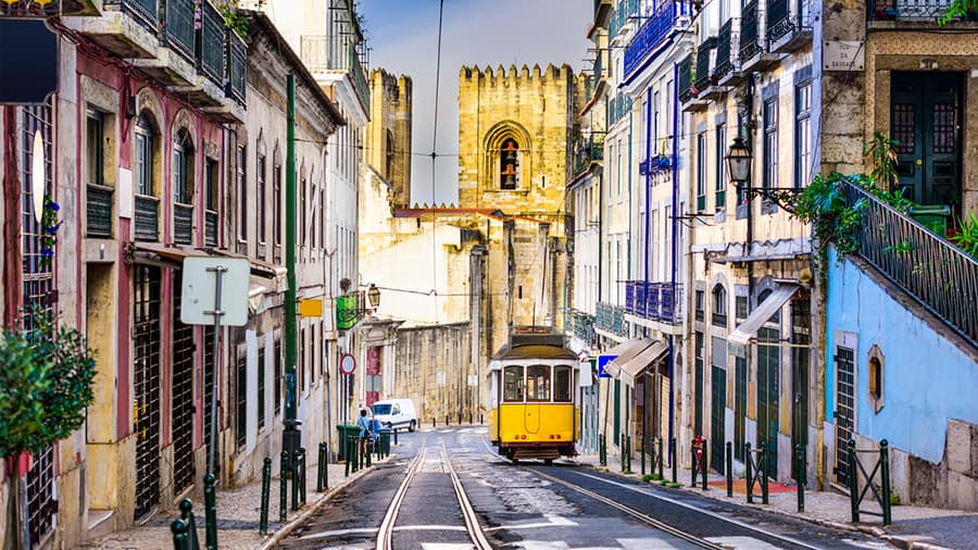 retirement destinations - lisbon