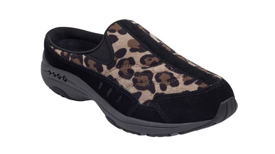 Easy Spirit Walking Shoe