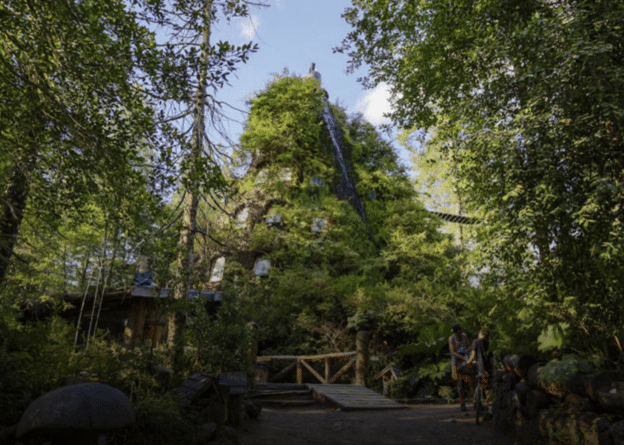 The Magic Mountain Hotel, Chile