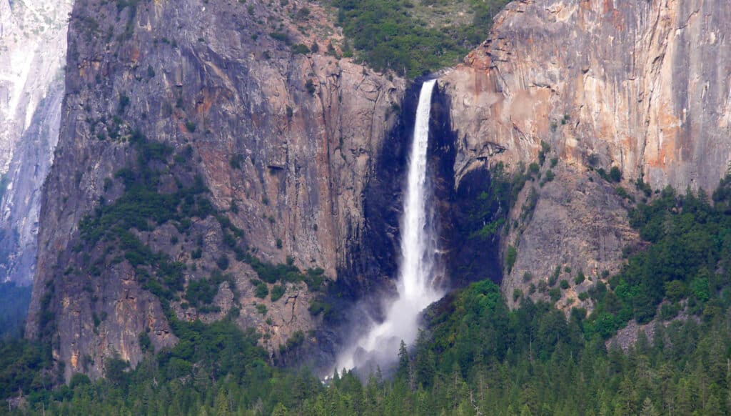 Bridalveil Fall, California